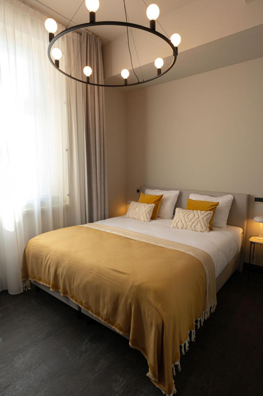 Hotel Boutique Kint 4*